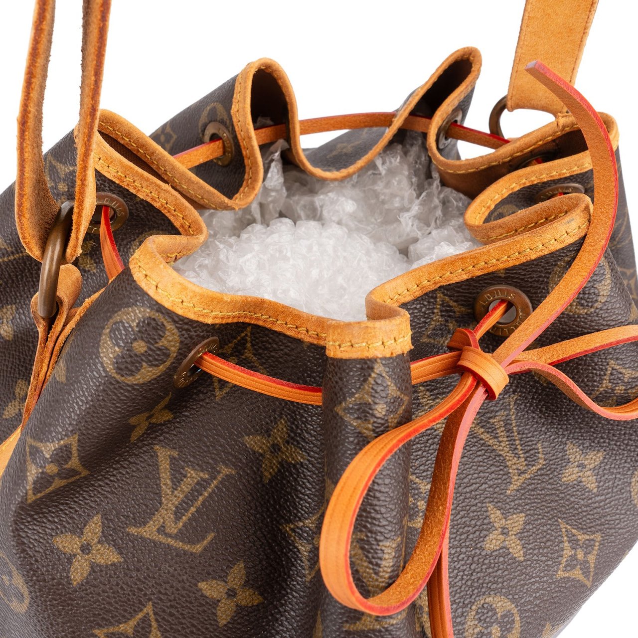 Louis Vuitton Monogram Canvas Sac Noé Grande Shoulder Bag Bruin