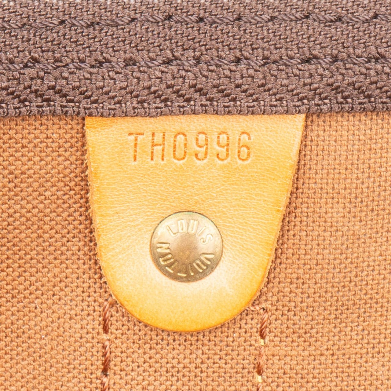 Louis Vuitton Monogram Canvas Keepall 50 Bandoulière Travel Bag Bruin