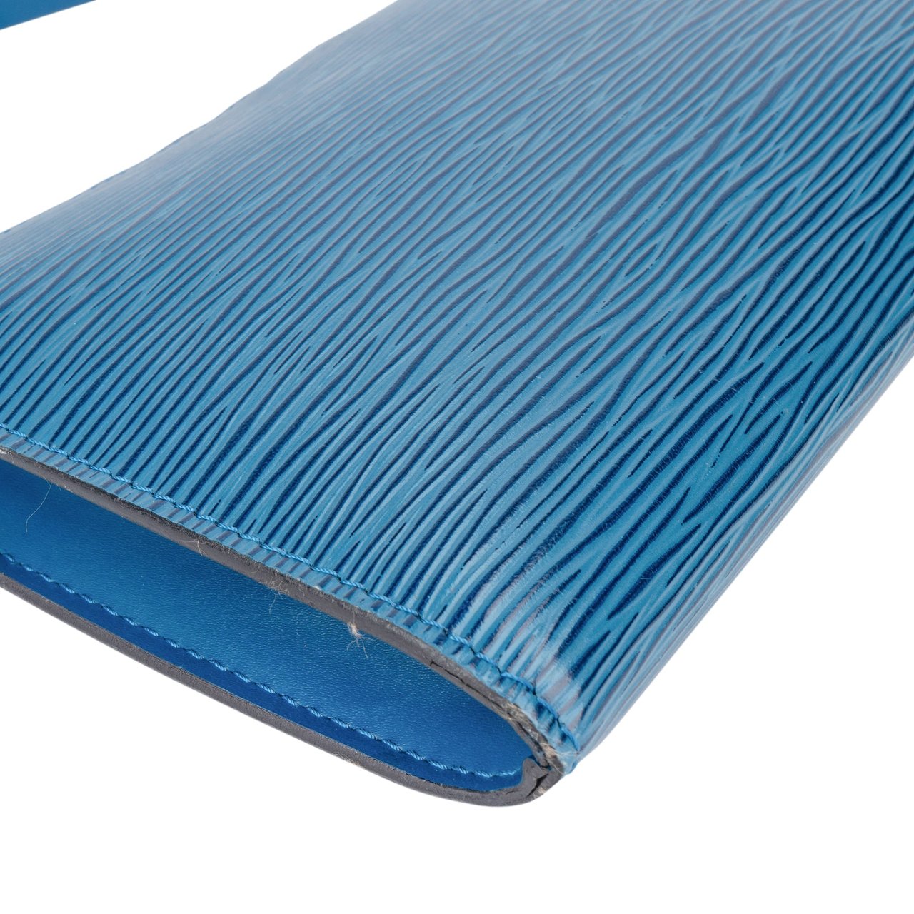 Louis Vuitton Louis Vuitton Bleu Epi Leather Pochette Accessoire Handbag Blauw