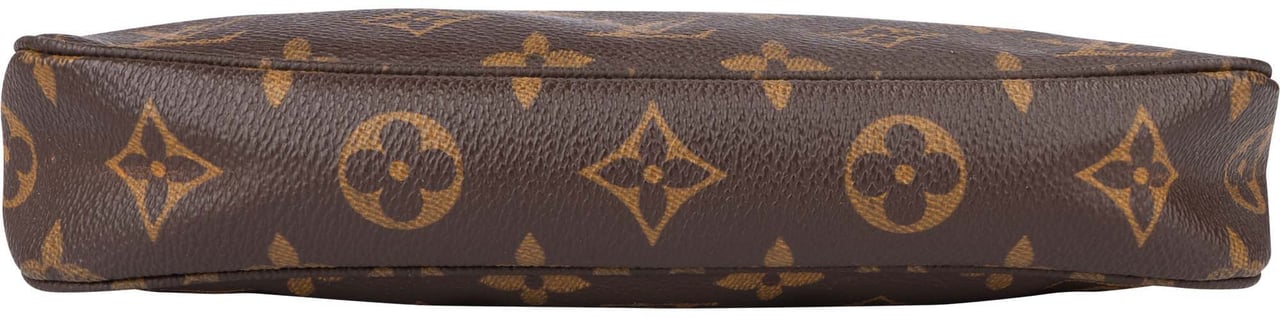 Louis Vuitton Louis Vuitton Canvas Monogram Pochette Accessoire Handbag Divers