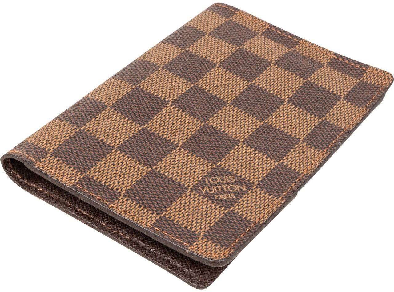 Louis Vuitton Monogram Damier Ebene Passport Cover Card Holder Bruin
