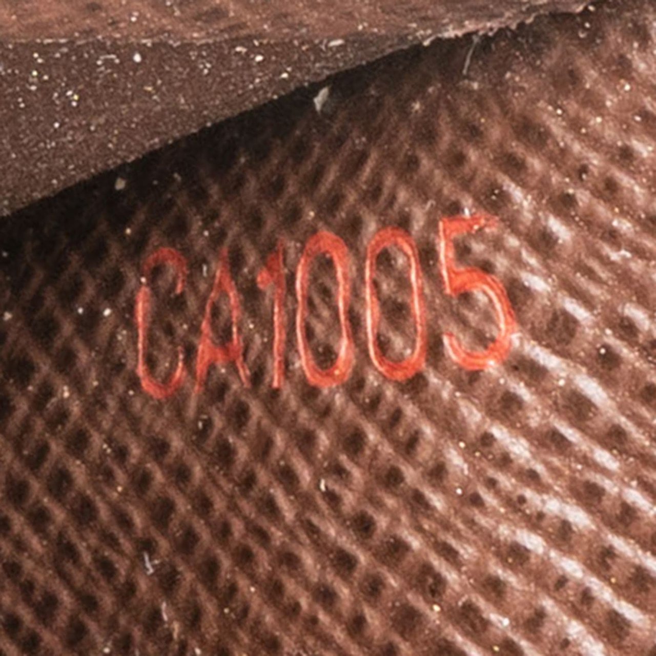 Louis Vuitton Monogram Damier Ebene Passport Cover Card Holder Bruin