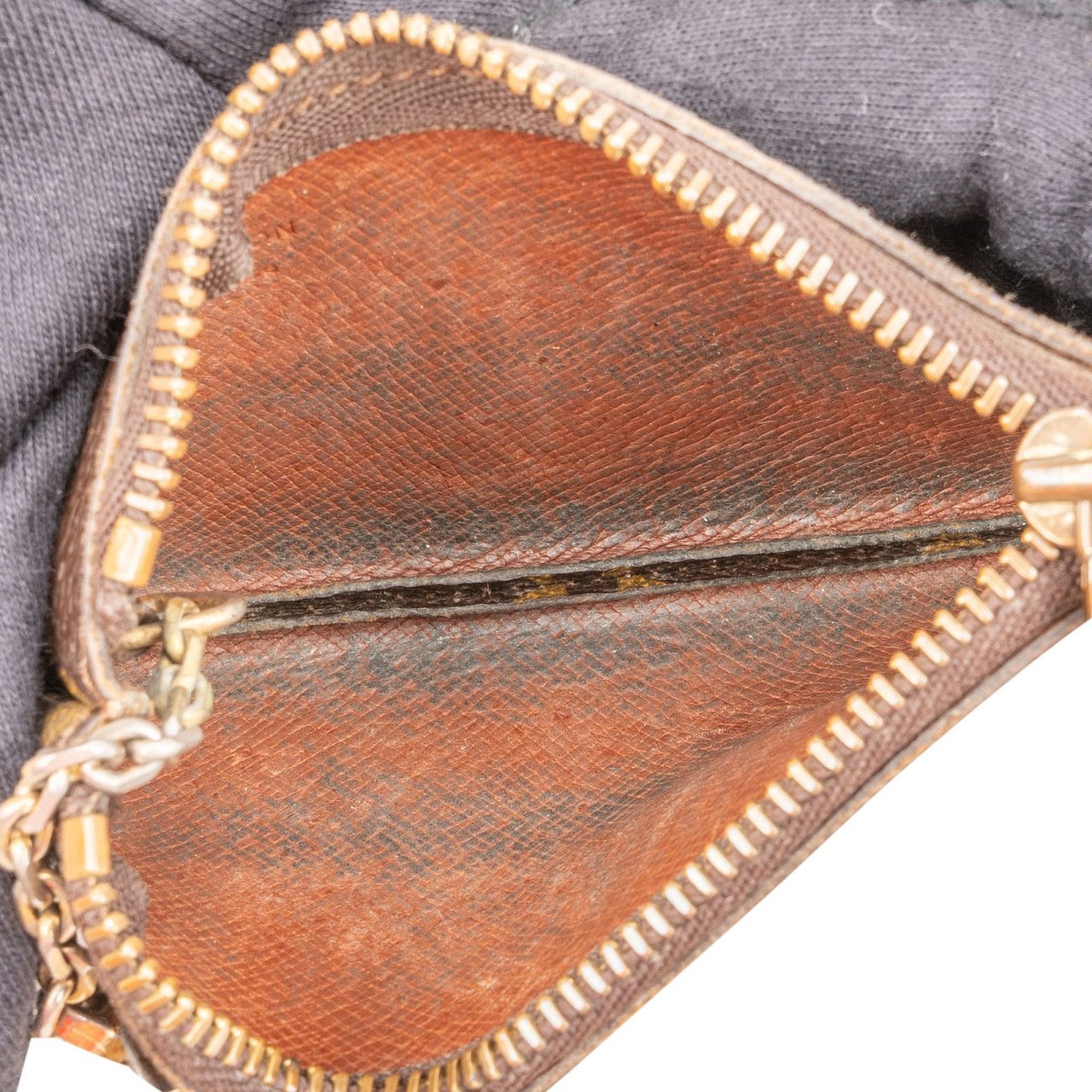 Louis Vuitton Monogram Canvas Key Pouch Bruin