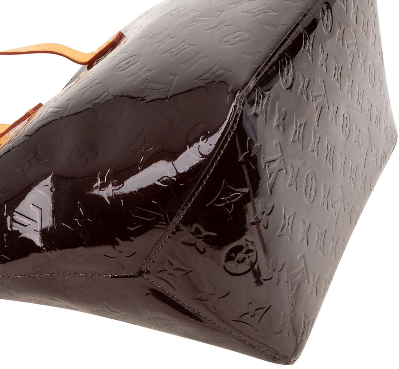 Louis Vuitton Monogram Vernis Leather Bellevue GM Shoulder Bag Bruin