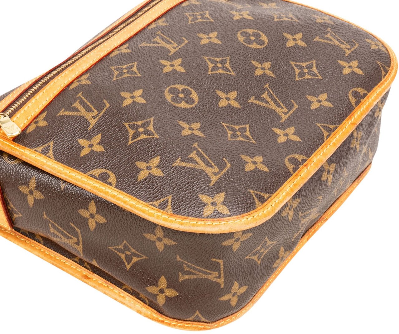 Louis Vuitton Monogram Canvas Bosphore PM Messenger Crossbody Bag Bruin