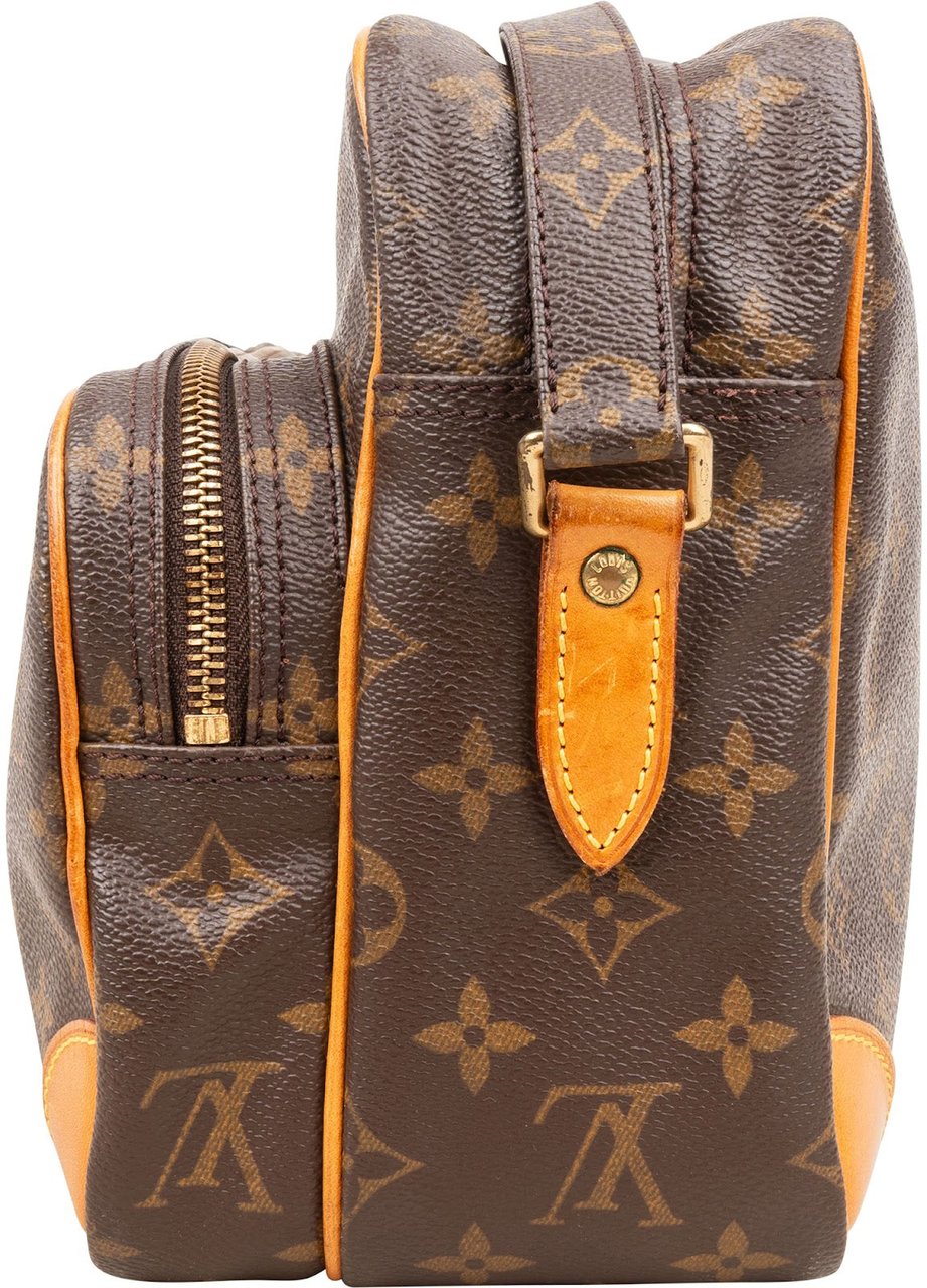 Louis Vuitton Monogram Canvas Nile Crossbody Bag Bruin