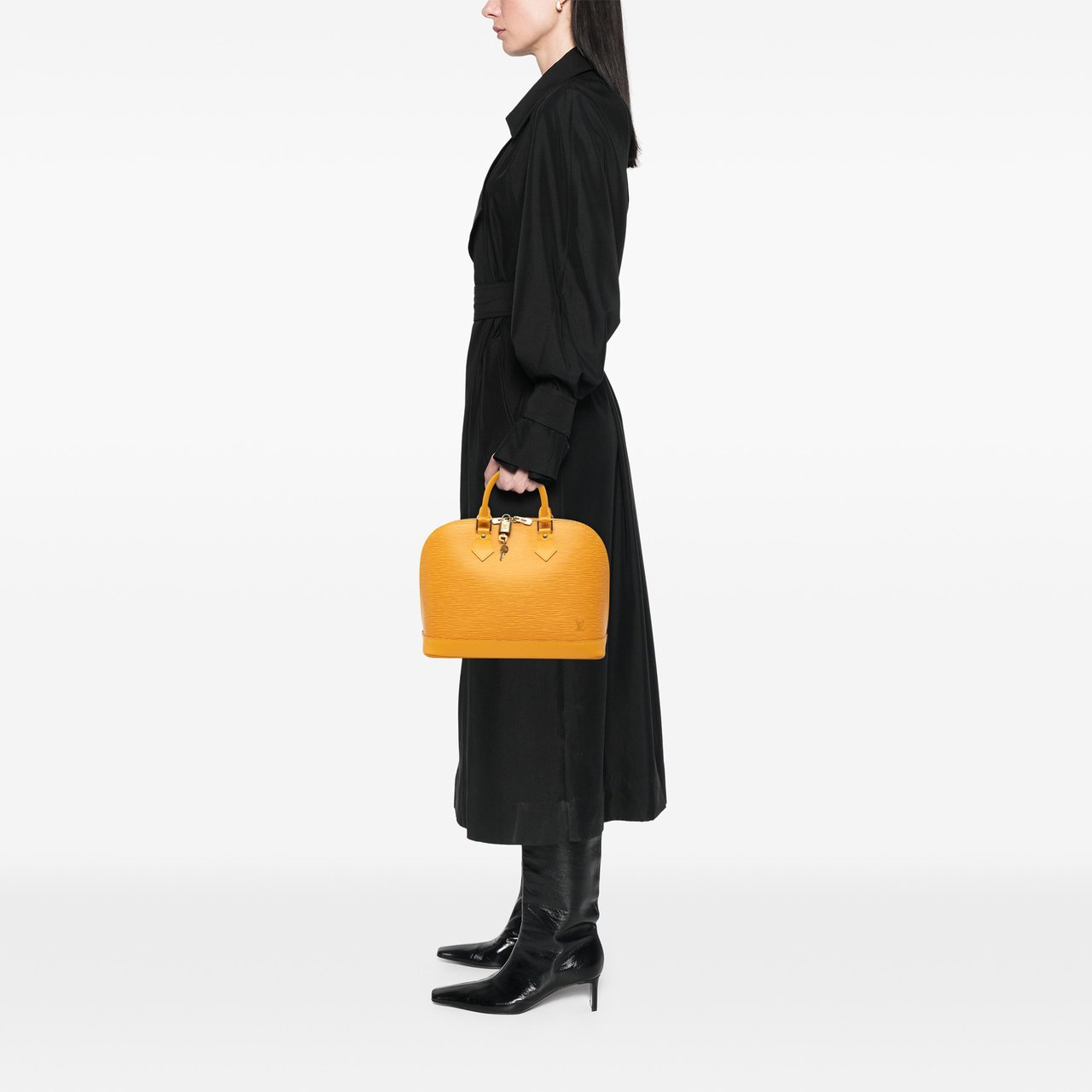 Louis Vuitton Epi Alma PM Geel