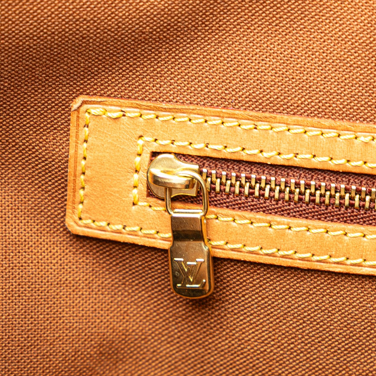 Louis Vuitton Monogram Cabas Mezzo Bruin