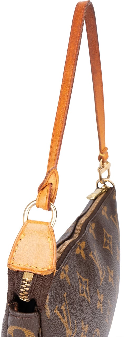 Louis Vuitton Louis Vuitton Canvas Monogram Pochette Accessoire Handbag Bruin
