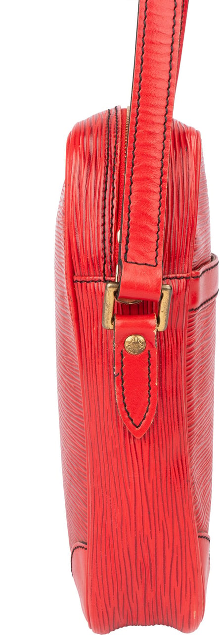 Louis Vuitton Rouge Epi Leather Danube Crossbody Bag Rood