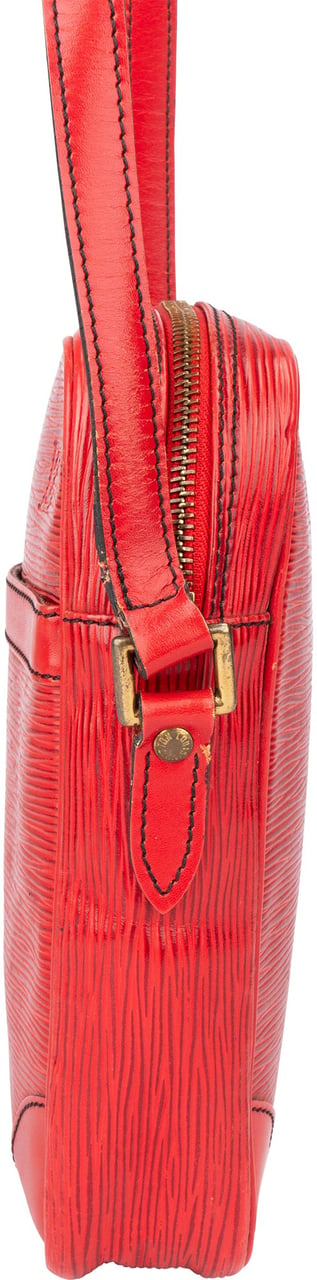Louis Vuitton Rouge Epi Leather Danube Crossbody Bag Rood