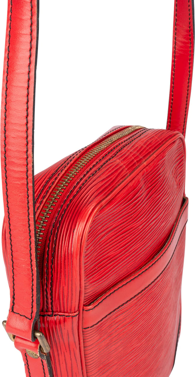 Louis Vuitton Rouge Epi Leather Danube Crossbody Bag Rood