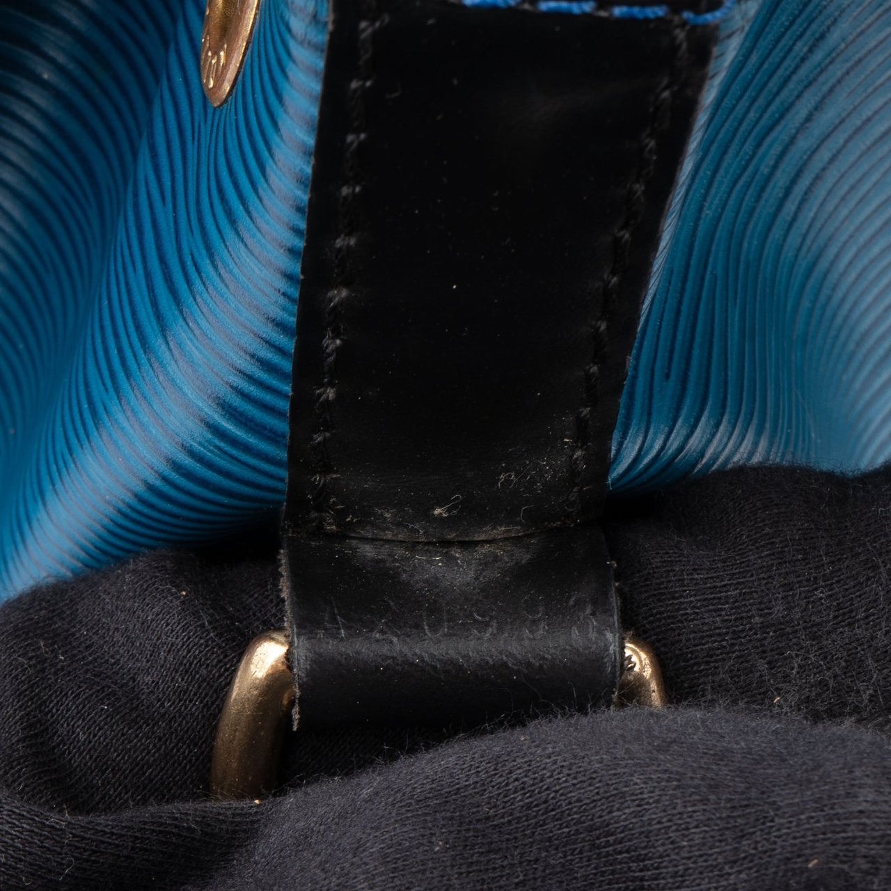 Louis Vuitton Louis Vuitton Bicolor Epi Leather Sac Noe Petit Shoulder bag Bruin