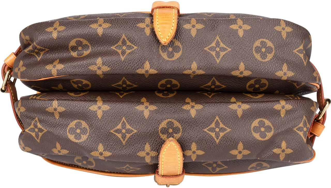Louis Vuitton Louis Vuitton Canvas Monogram Saumur 30 Crossbody Bag Bruin