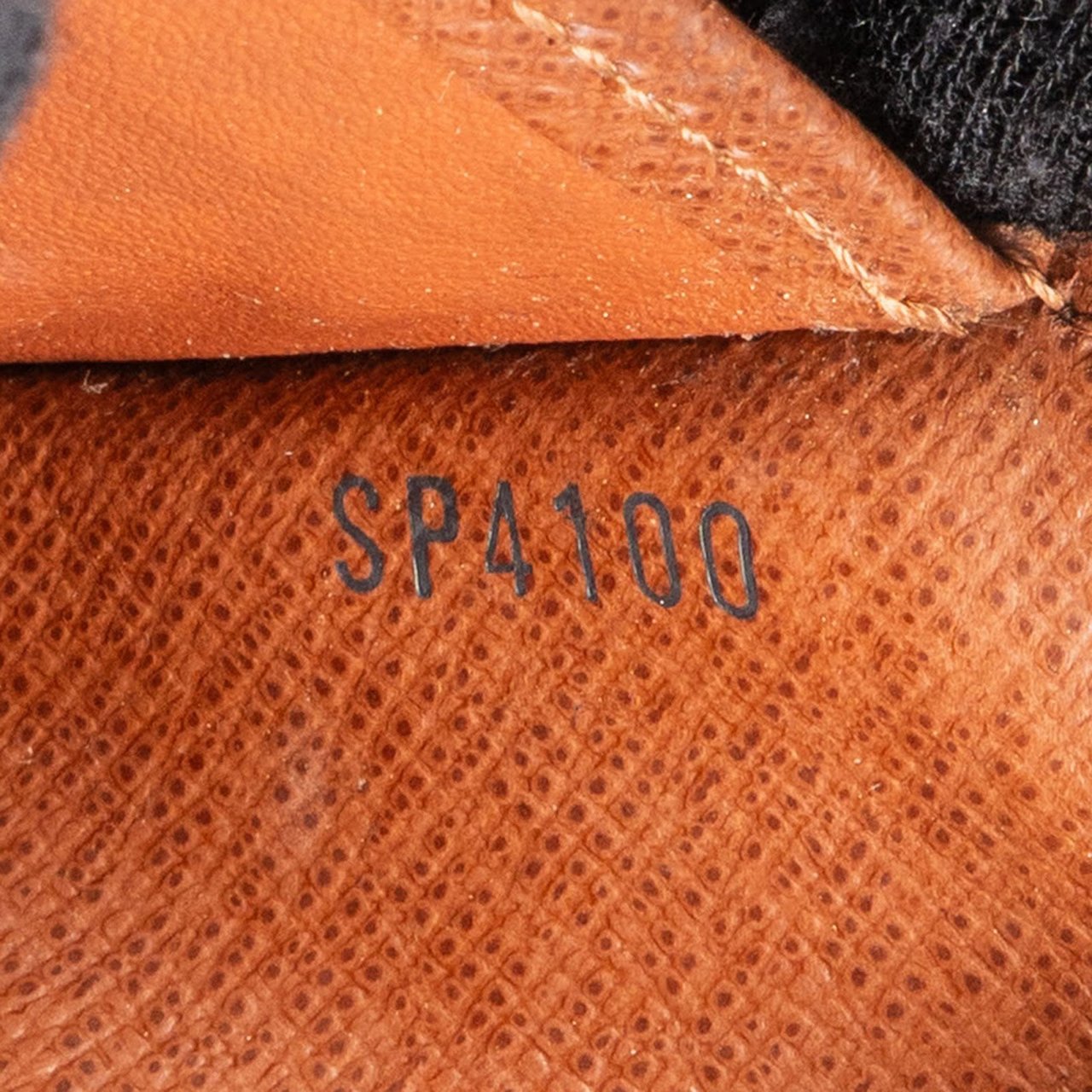 Louis Vuitton Monogram Canvas Multiple Wallet Bruin