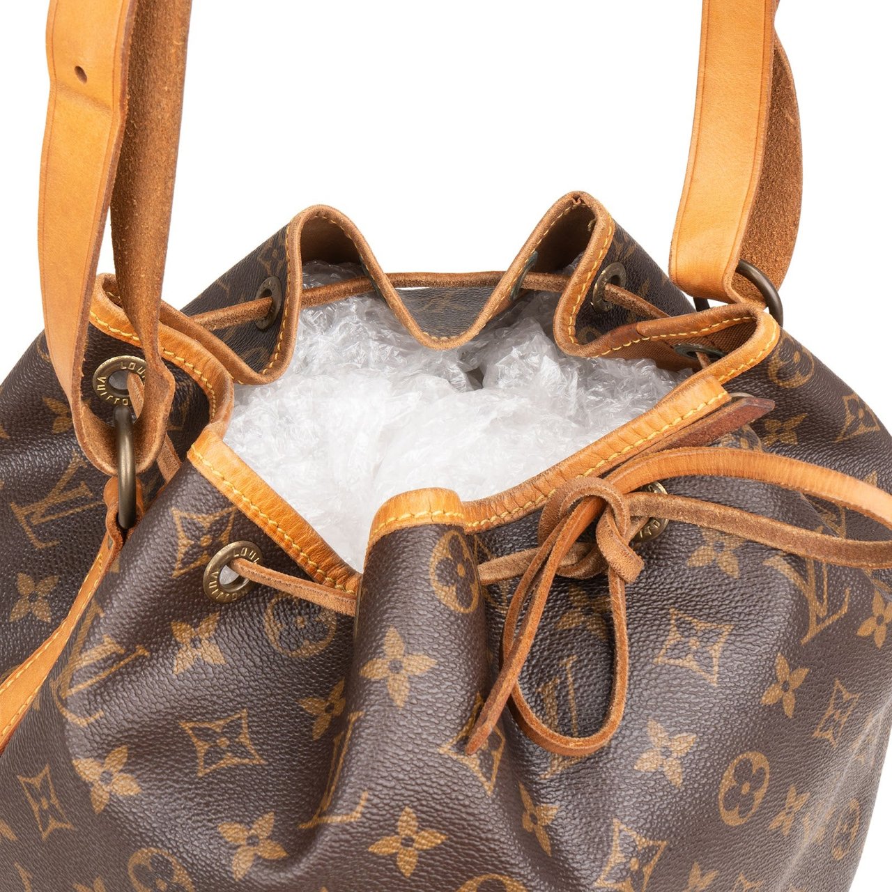 Louis Vuitton Monogram Canvas Sac Noé Grande Shoulder Bag Bruin