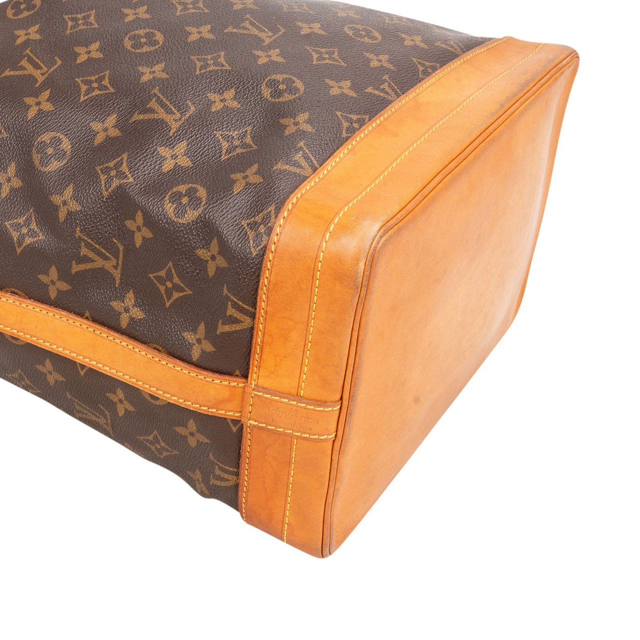 Louis Vuitton Monogram Canvas Sac Noé Grande Shoulder Bag Bruin