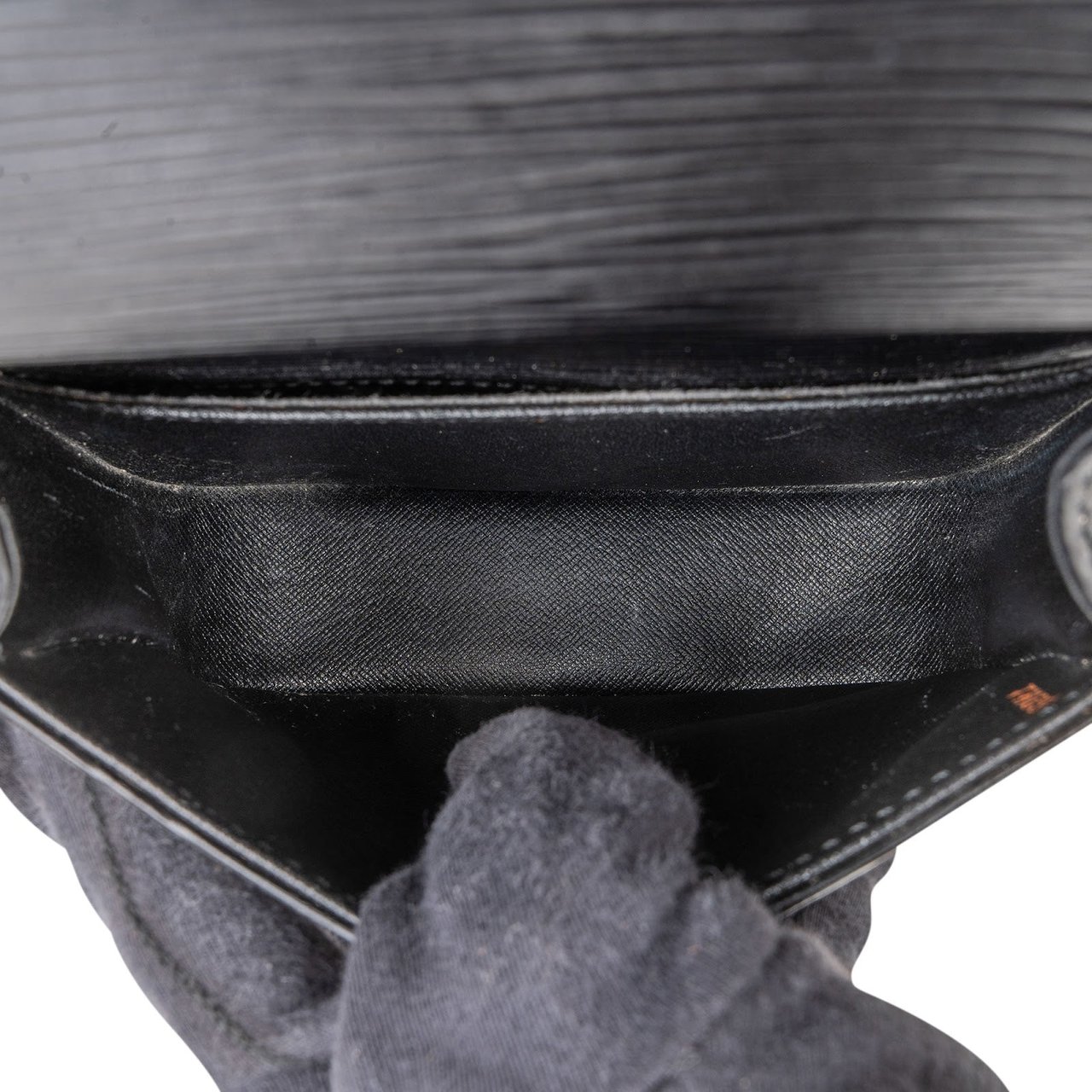 Louis Vuitton Noir Epi Leather Saint Cloud PM Crossbody Bag Zwart