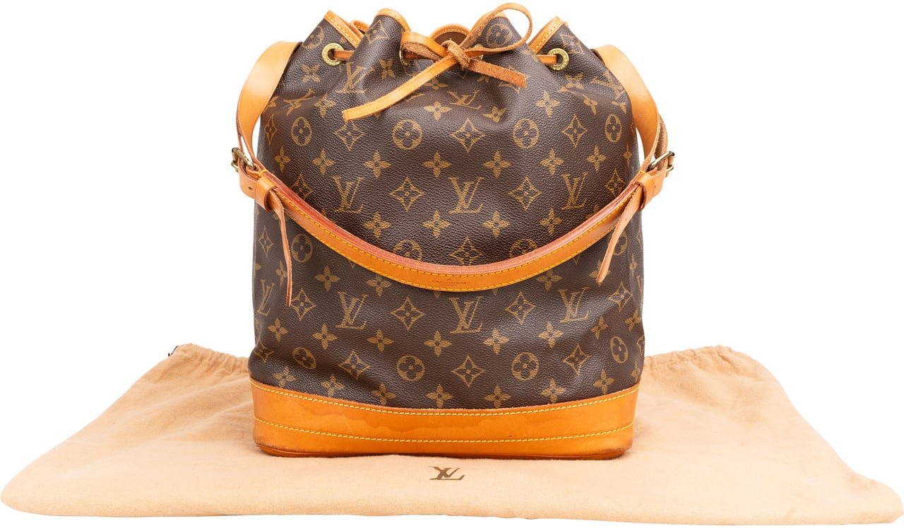 Louis Vuitton Monogram Canvas Sac Noé Grande Shoulder Bag Bruin