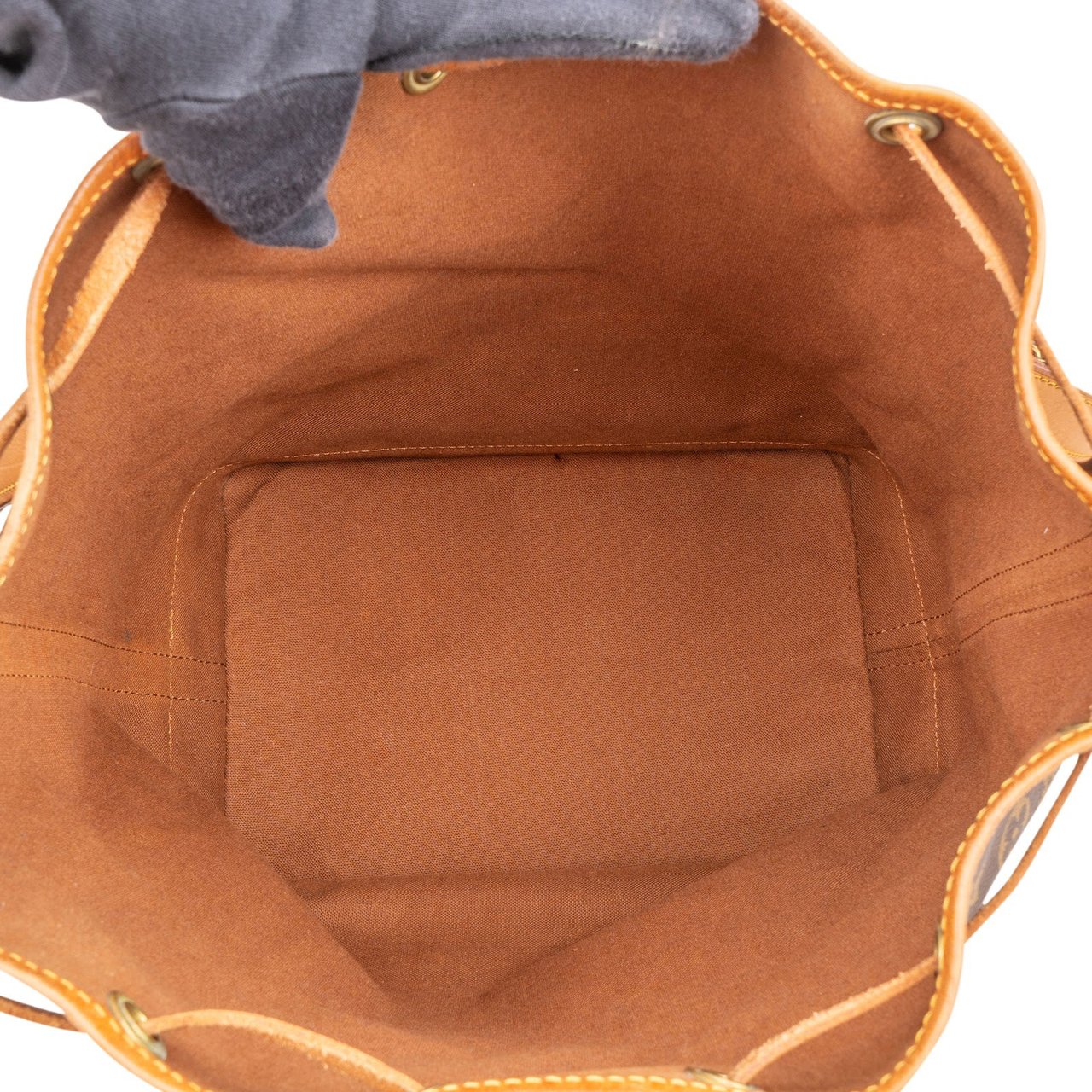 Louis Vuitton Monogram Canvas Sac Noé Grande Shoulder Bag Bruin