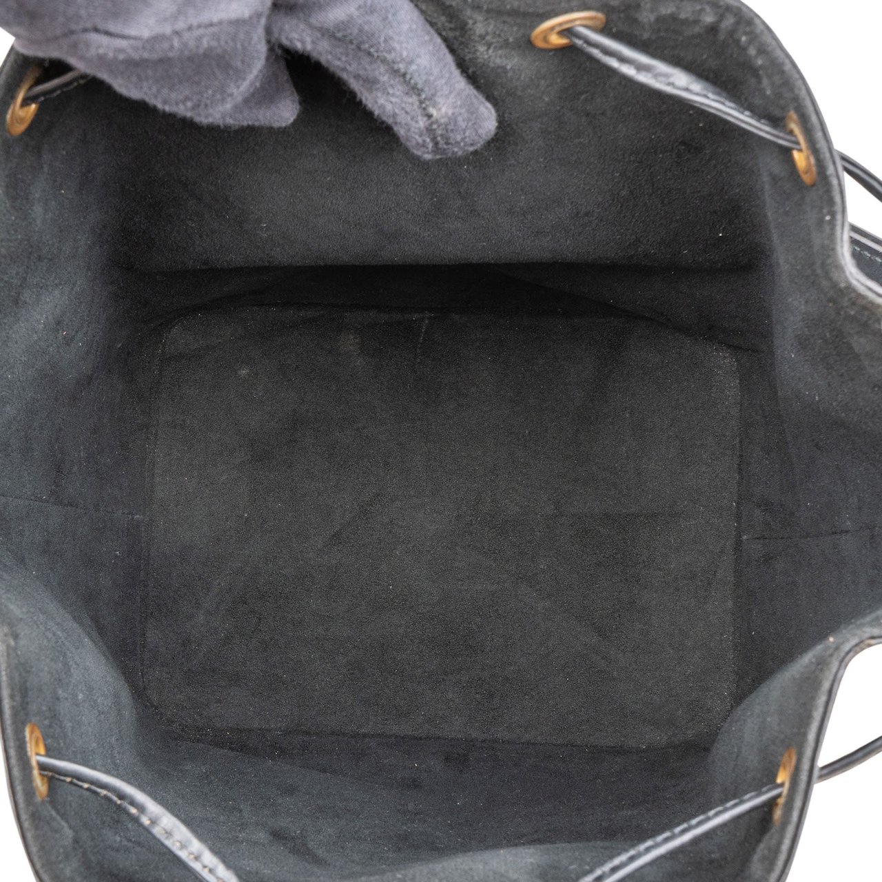 Louis Vuitton Noir Epi Leather Sac Noé Petit Shoulder Bag Zwart