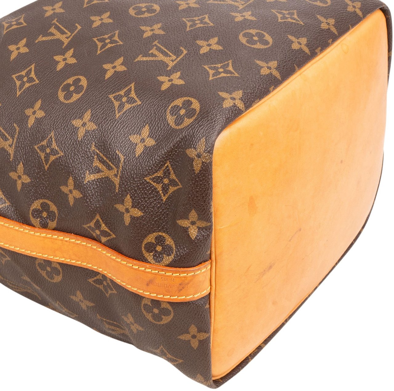 Louis Vuitton Monogram Canvas Sac Noé Petit Shoulder Bag Bruin