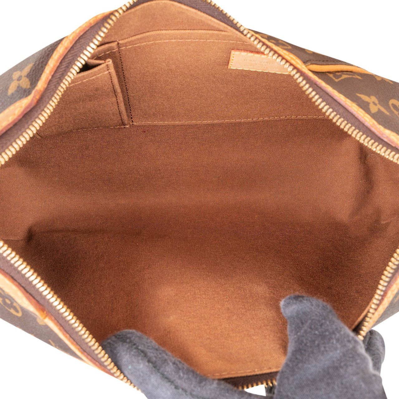 Louis Vuitton Monogram Canvas Thames GM Shoulder Bag Bruin