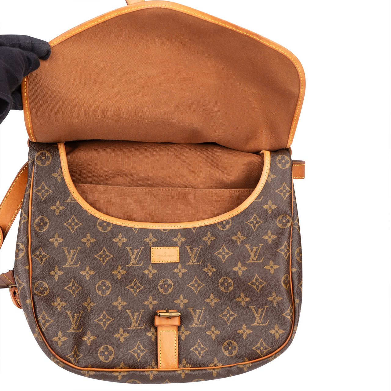 Louis Vuitton Louis Vuitton Canvas Monogram Saumur 35 Crossbody Bag Bruin