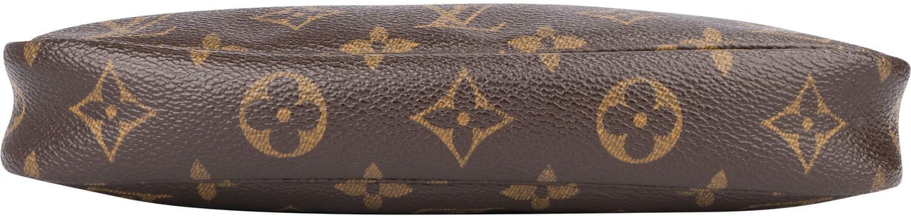 Louis Vuitton Louis Vuitton Canvas Monogram Pochette Accessoire Handbag Bruin