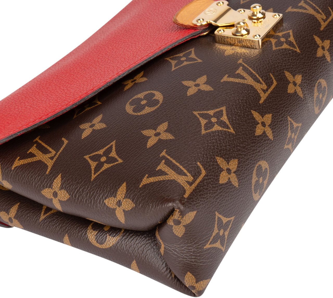 Louis Vuitton Louis Vuitton Canvas Monogram Pallas Chain Crossbody Bag Bruin