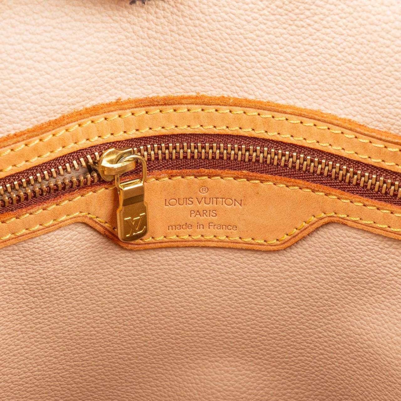 Louis Vuitton Monogram Canvas Bucket PM Shoulder Bag Bruin