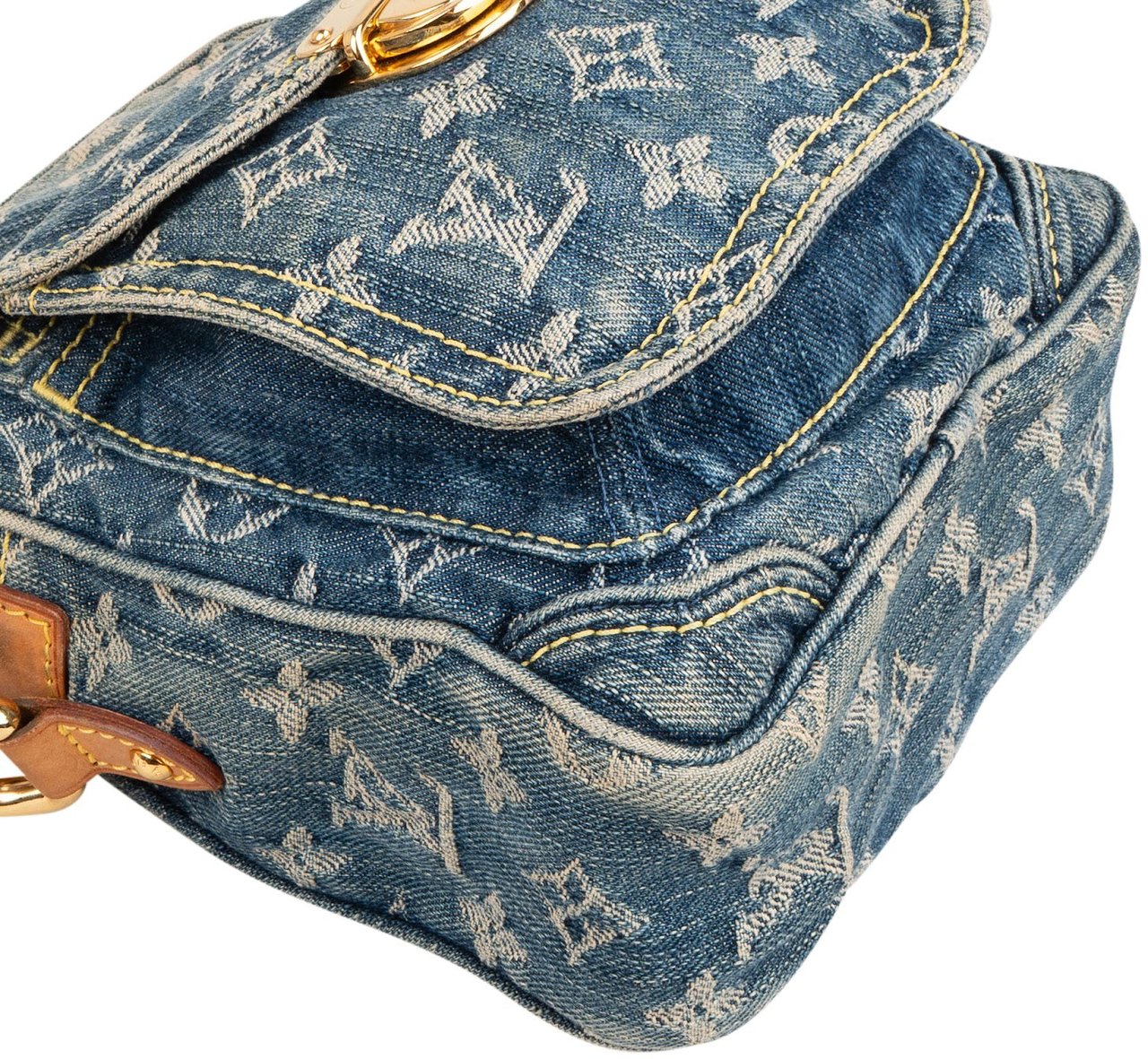 Louis Vuitton Monogram Denim Camera Crossbody Bag Blauw