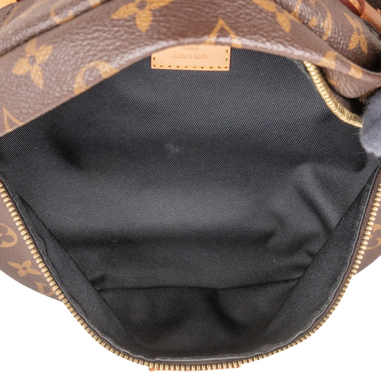 Louis Vuitton Monogram Canvas Crossbody Bag Bumbag Bruin