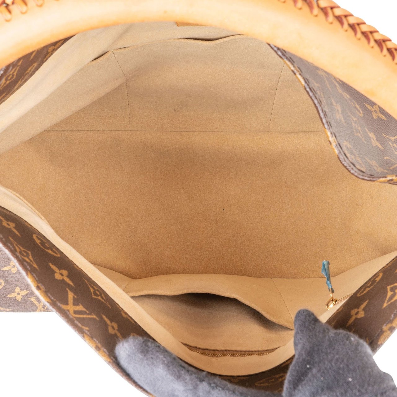 Louis Vuitton Monogram Canvas Artsy MM Shoulder Bag Bruin