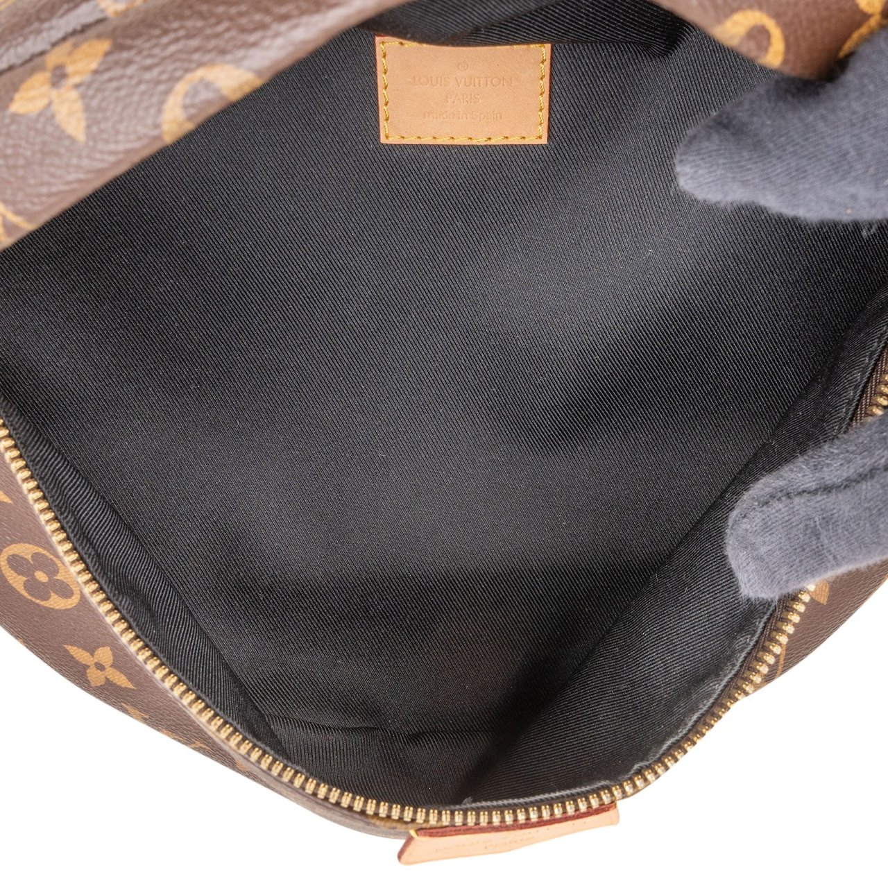 Louis Vuitton Monogram Canvas Crossbody Bag Bumbag Bruin