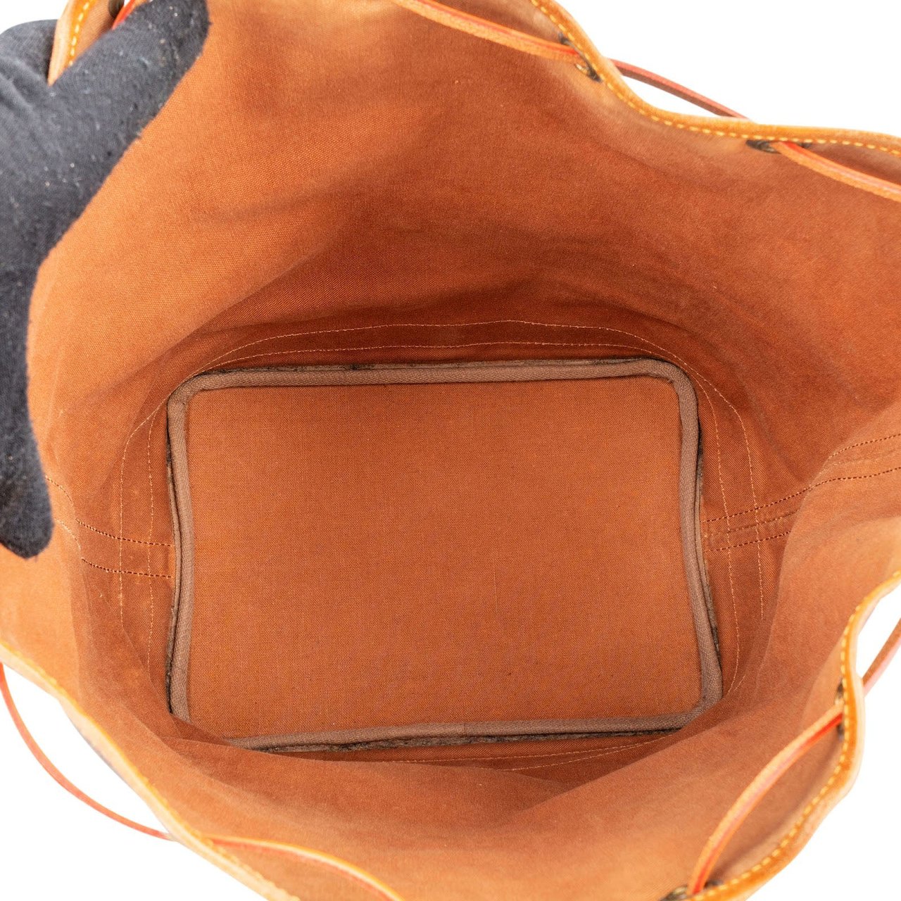 Louis Vuitton Monogram Canvas Sac Noé Grande Shoulder Bag Bruin