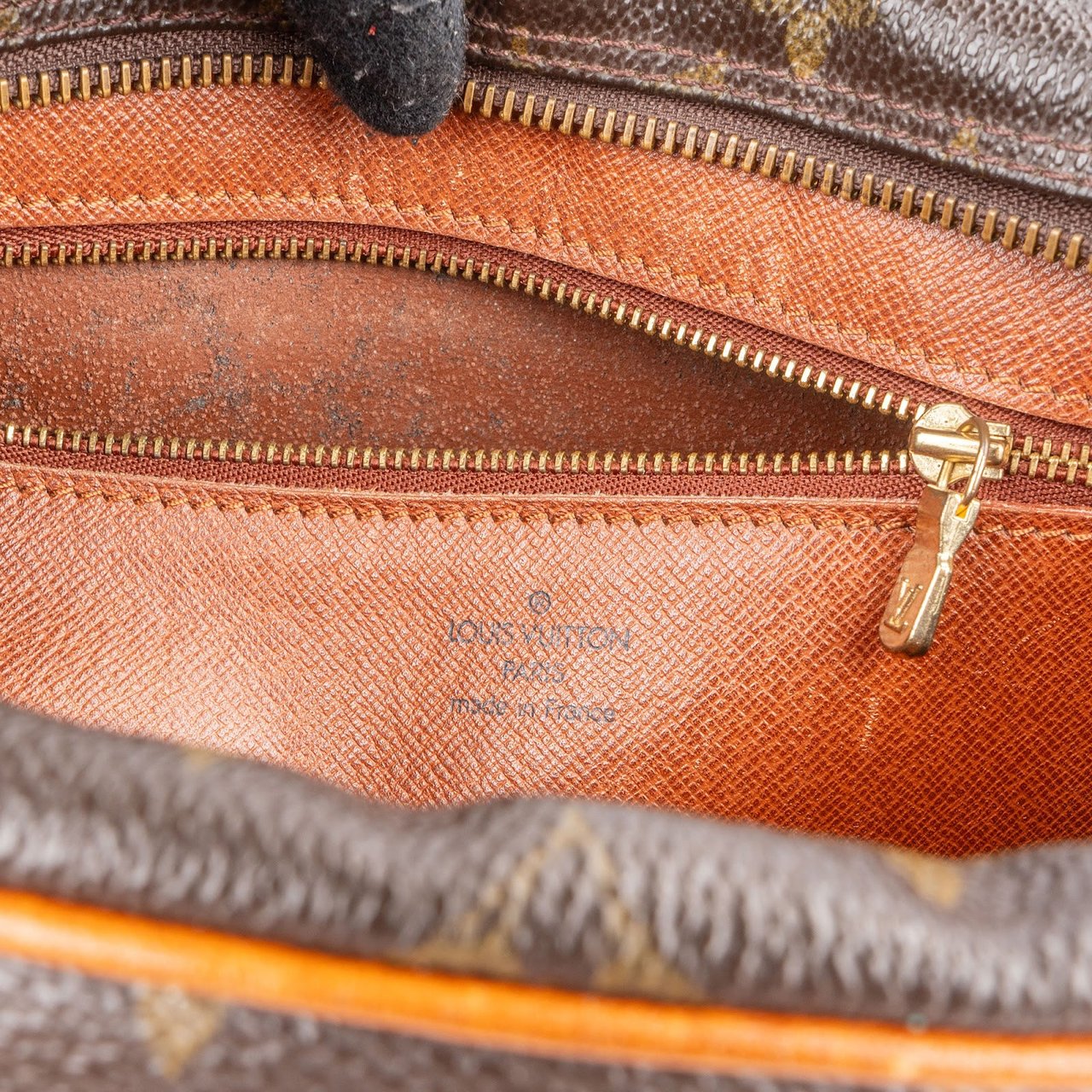 Louis Vuitton Monogram Canvas Trocadero 30 Crossbody Bag Bruin