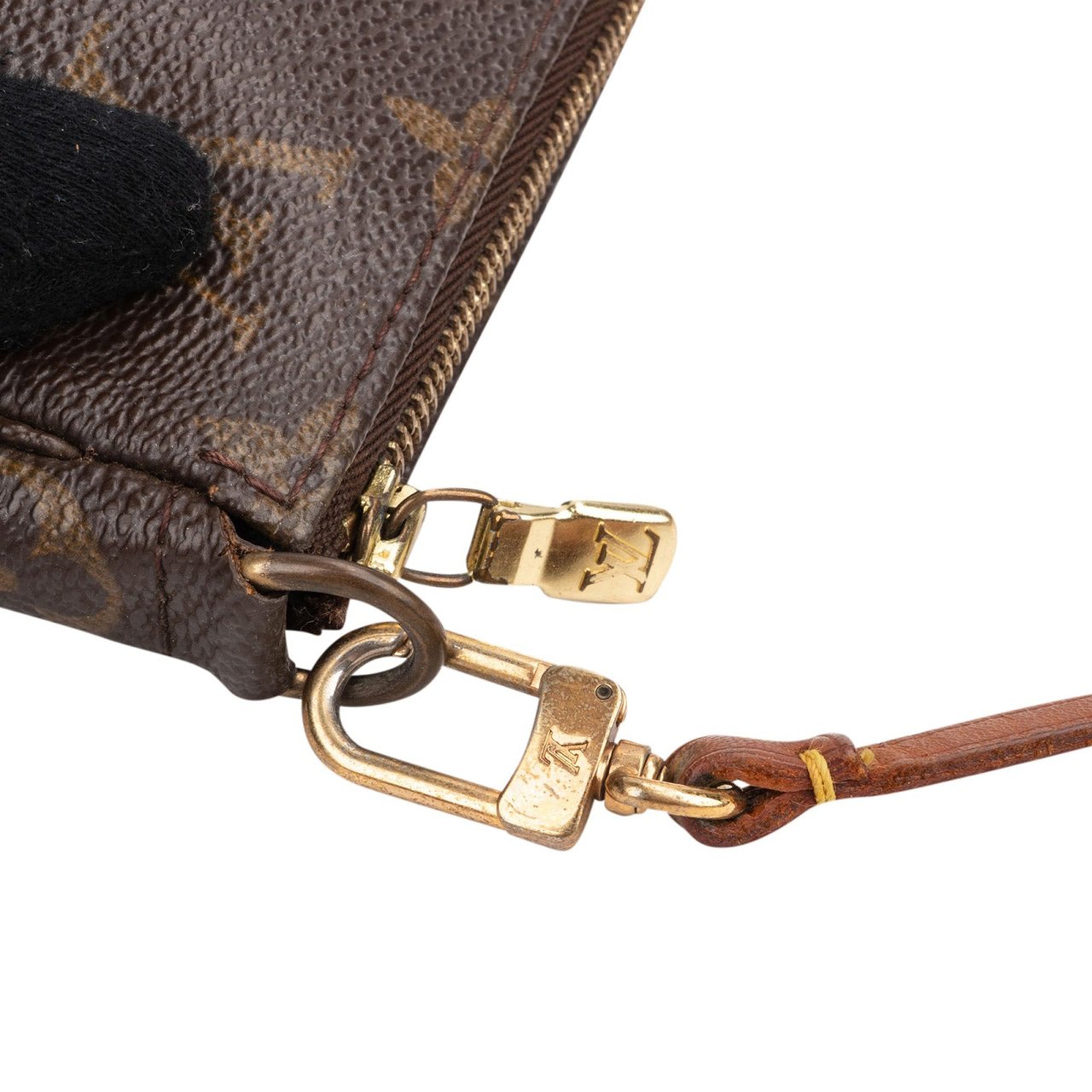 Louis Vuitton Monogram Canvas Pochette Accessoires Handbag Bruin