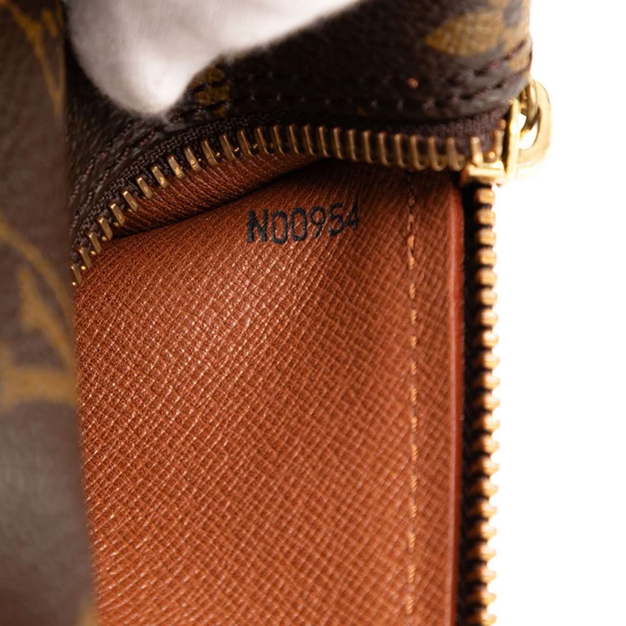 Louis Vuitton Monogram Papillon 30 Bruin