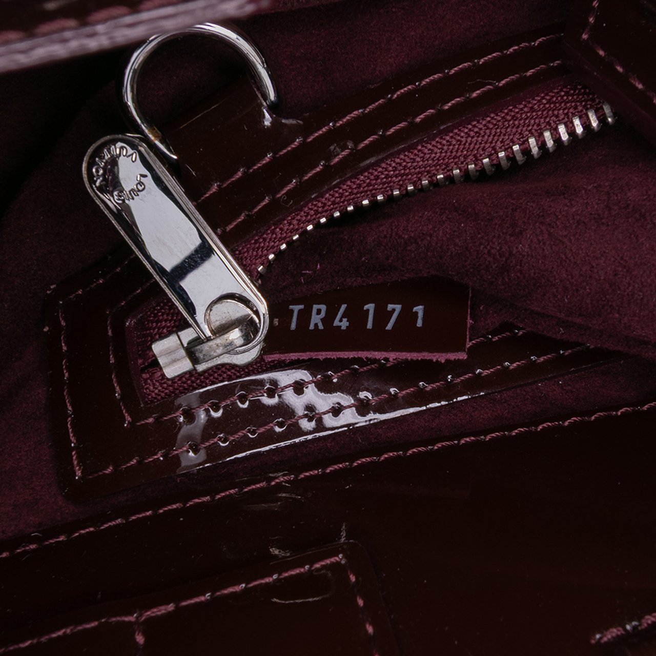 Louis Vuitton Electric Epi Mirabeau GM Paars
