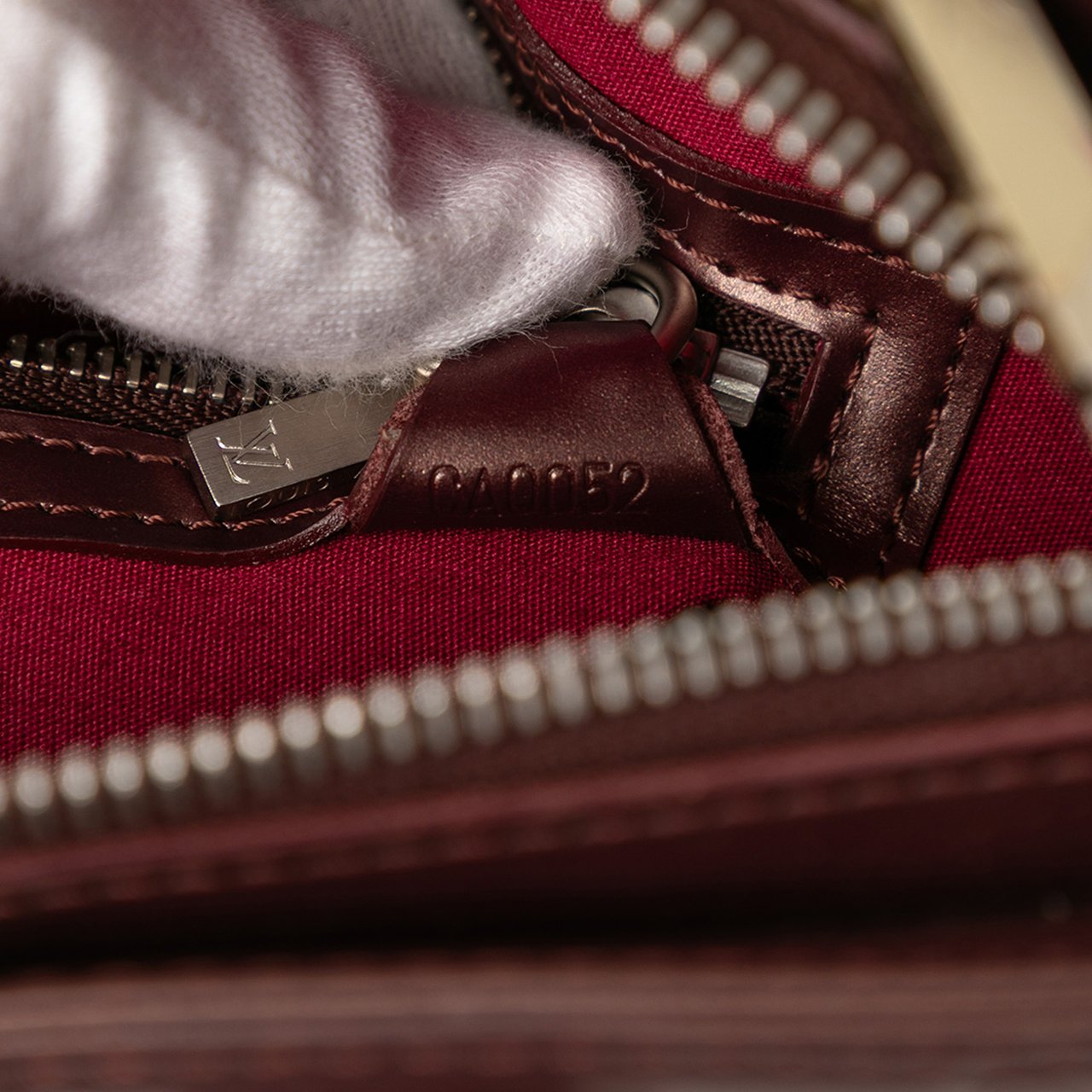 Louis Vuitton Monogram Mat Stockton Rood