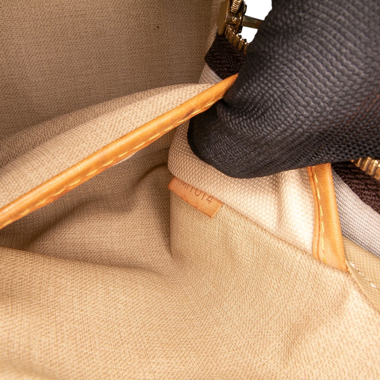 Louis Vuitton Monogram Trouville Bruin
