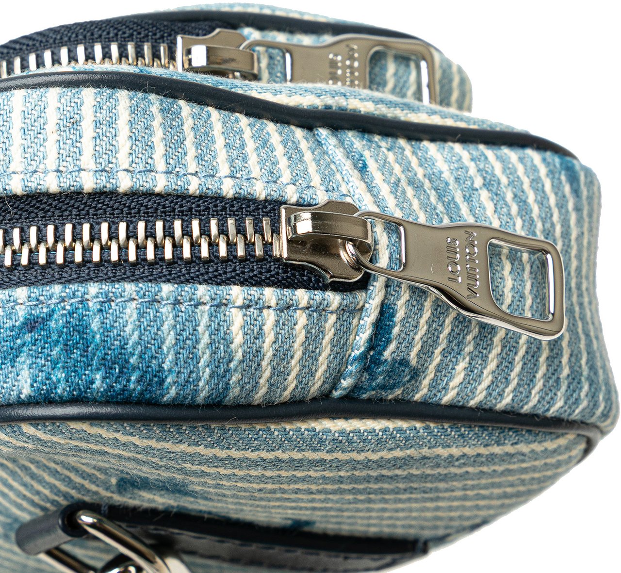 Louis Vuitton Monogram Denim Watercolor Hickory Stripes Outdoor Pouch Blauw