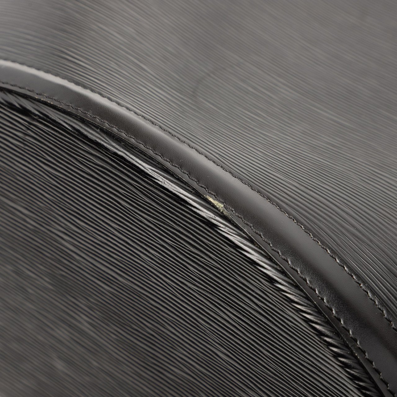 Louis Vuitton Epi Saint Jacques GM Long Strap Zwart