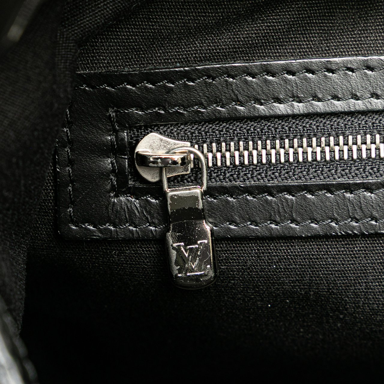 Louis Vuitton Epi Musette Bagatelle Zwart
