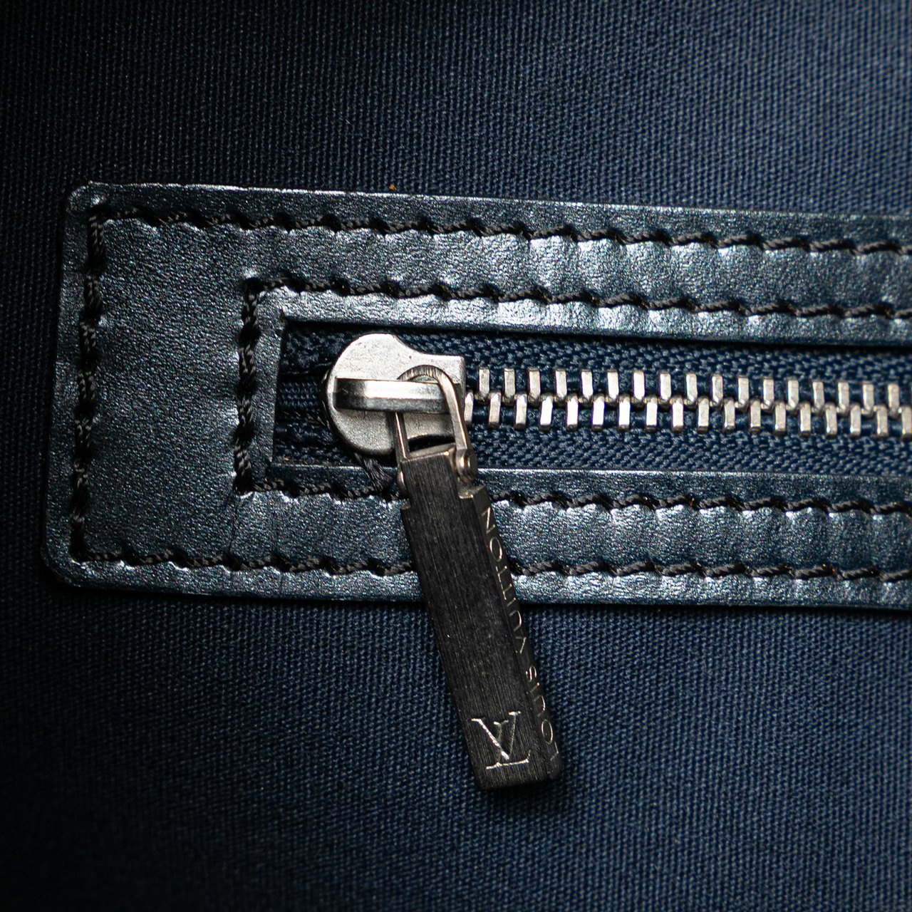 Louis Vuitton Monogram Mat Malden Blauw