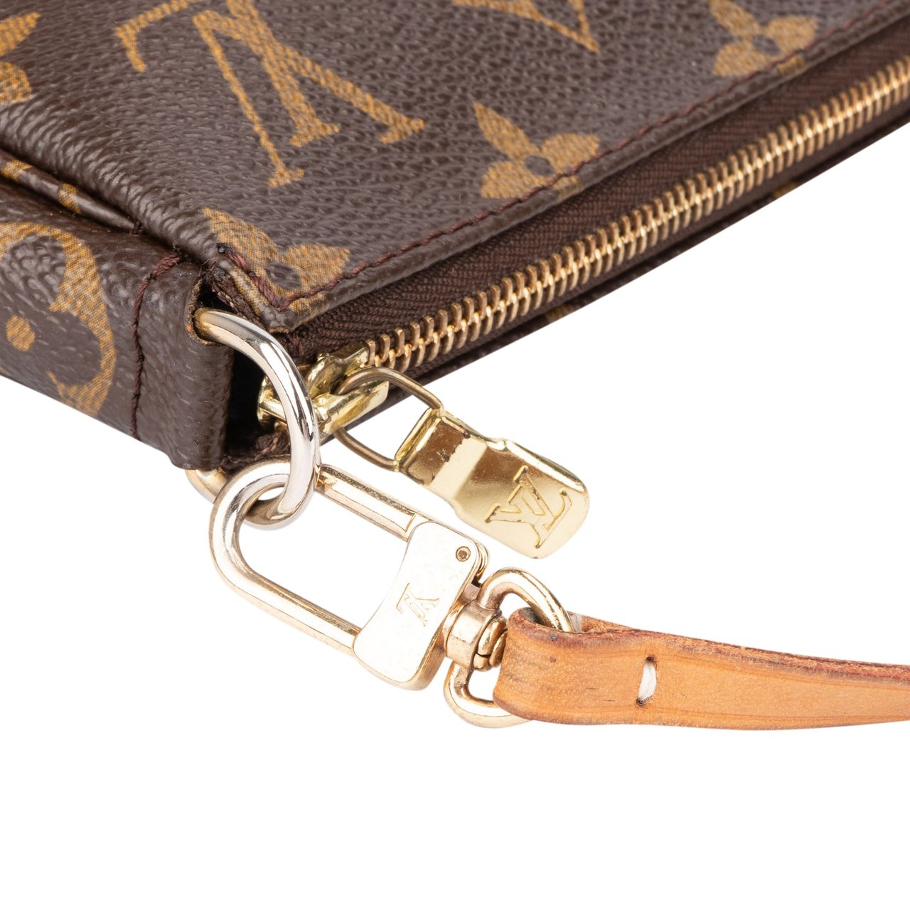 Louis Vuitton Louis Vuitton Canvas Monogram Pochette Accessoire Handbag Bruin