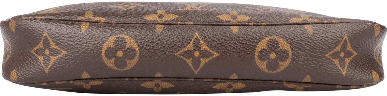 Louis Vuitton Louis Vuitton Canvas Monogram Pochette Accessoire Handbag Bruin