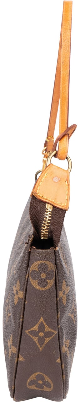 Louis Vuitton Louis Vuitton Canvas Monogram Pochette Accessoire Handbag Bruin