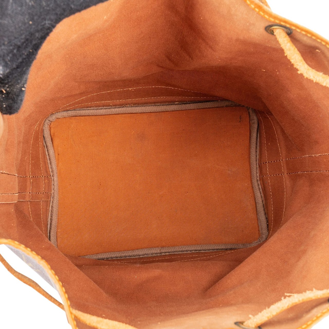 Louis Vuitton Monogram Canvas Sac Noé Grande Shoulder Bag Bruin